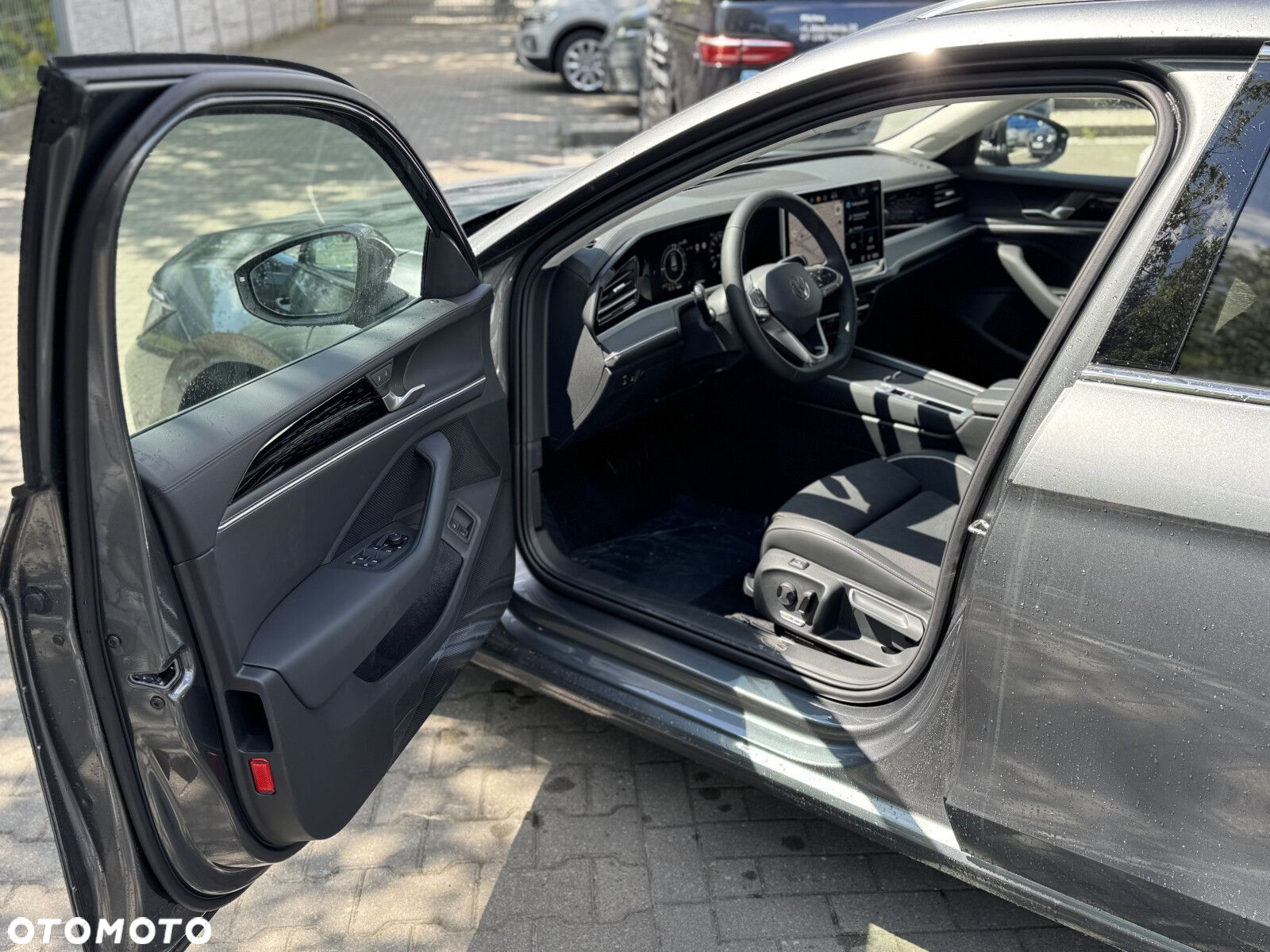 Volkswagen Passat - 10