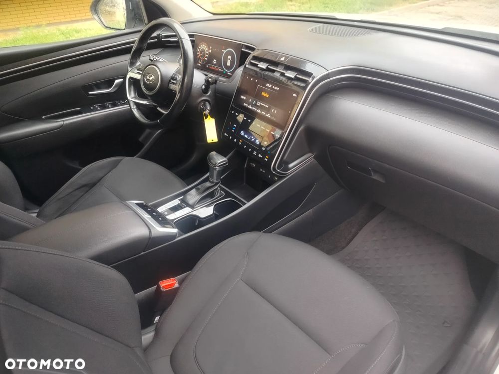 Hyundai Tucson 1.6 T-GDi 48V-Hybrid 2WD DCT Blackline - 11