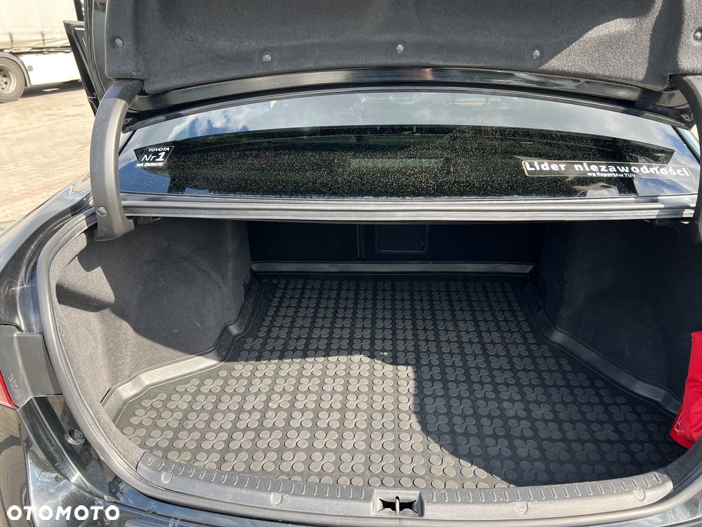 Toyota Avensis 1.8 Premium - 7