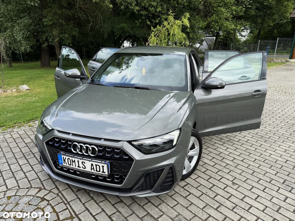 Audi A1 Sportback 30 TFSI S line - 2