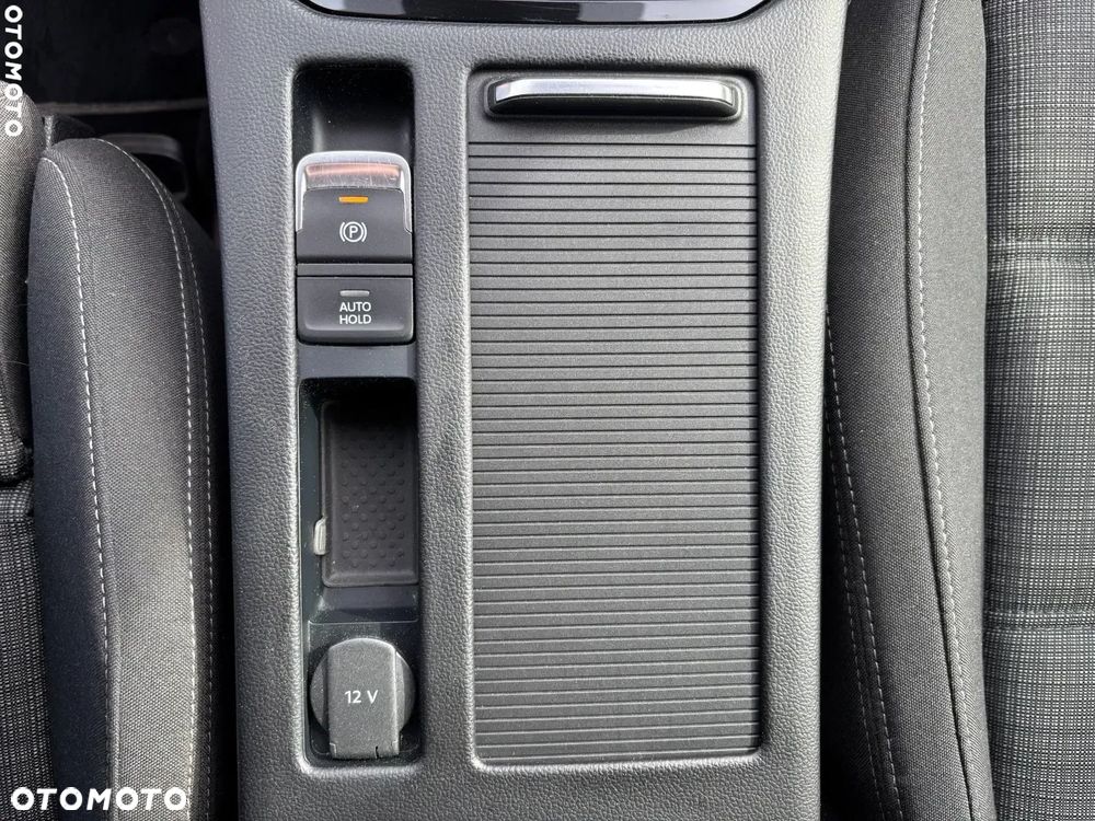 Volkswagen Passat 1.5 TSI EVO Comfortline DSG - 31