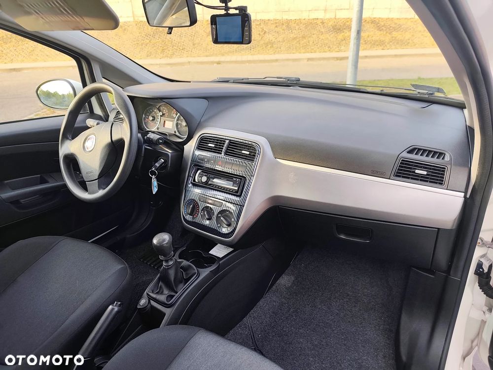 Fiat Punto 2012 - 9