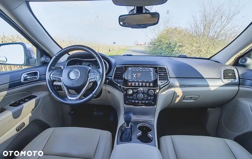 Jeep Grand Cherokee - 6