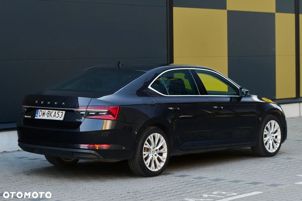 Skoda Superb 2.0 TDI SCR 4x4 Style DSG - 12