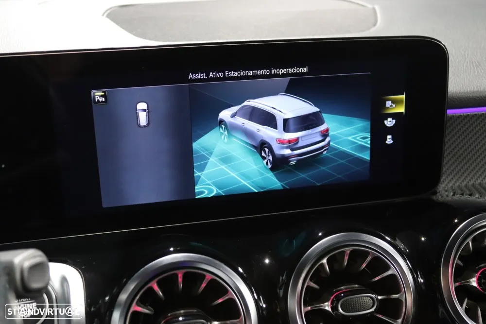 Mercedes-Benz GLB 180 d AMG Line - 34