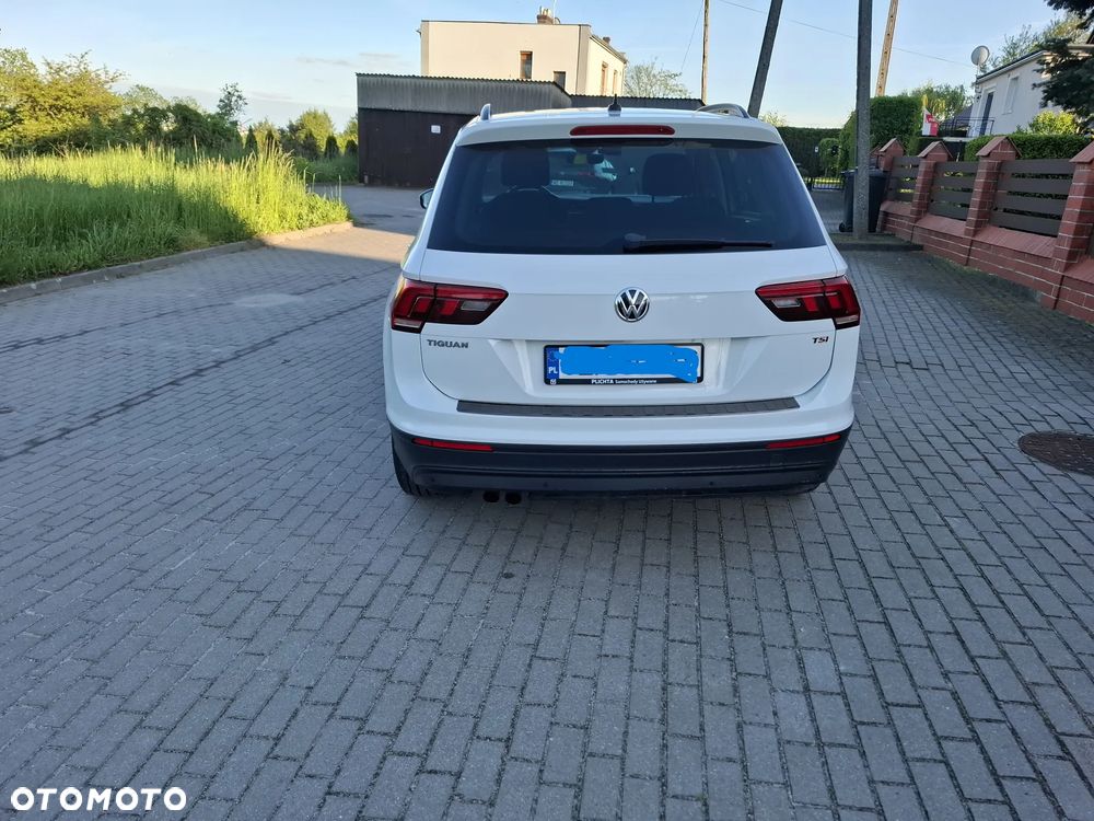 Volkswagen Tiguan - 9