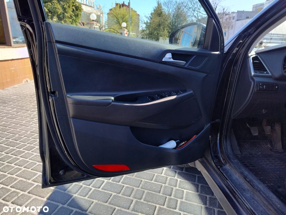 Hyundai Tucson 1.6 GDI BlueDrive Comfort 2WD - 11