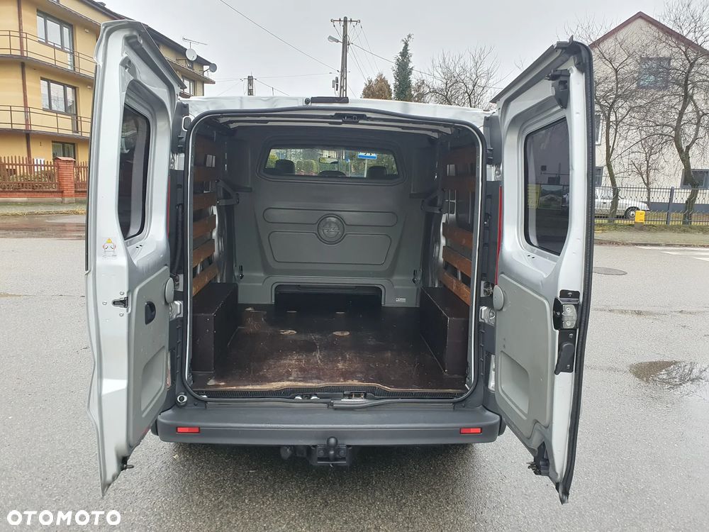 Opel Vivaro - 23
