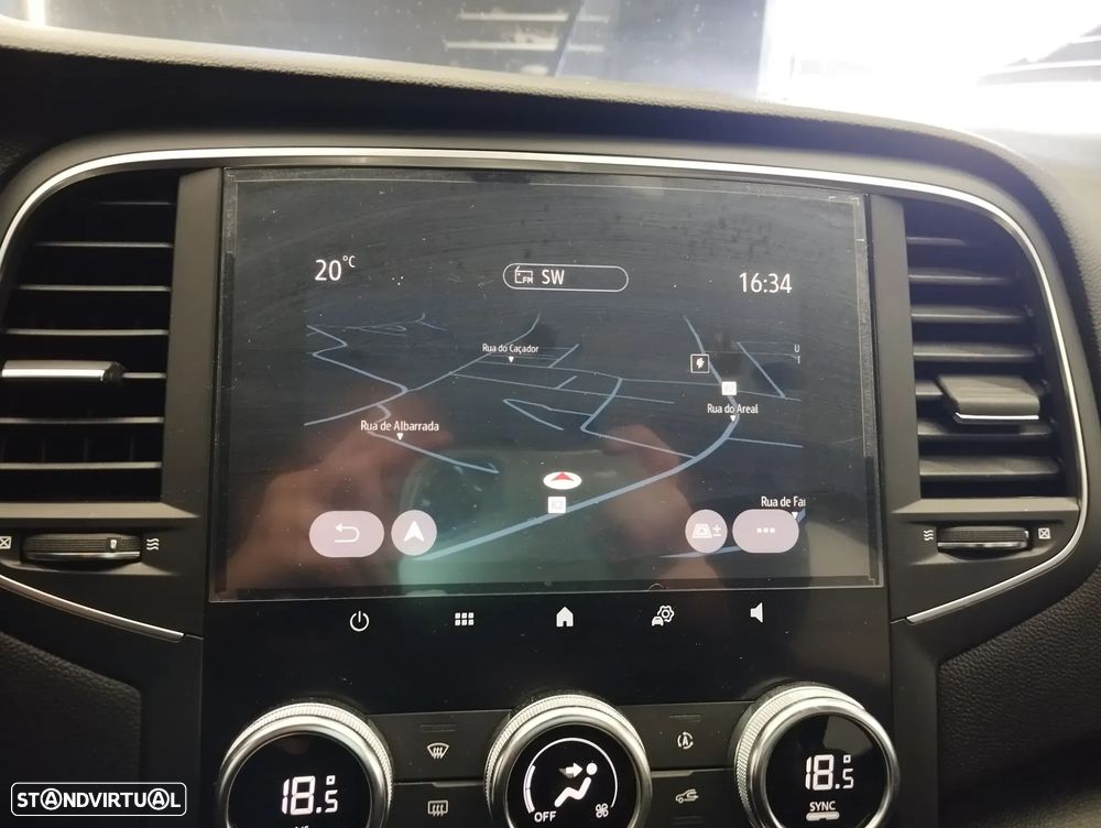 Renault Mégane Sport Tourer 1.6 E-Tech Plug-In Limited - 23