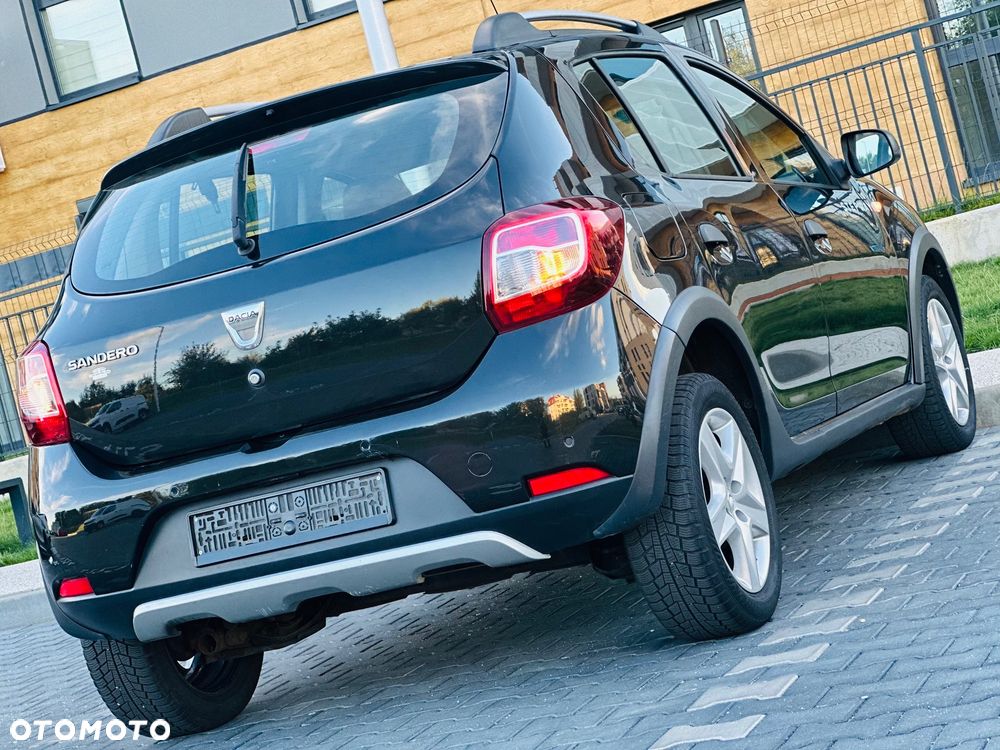 Dacia Sandero 0.9 TCe Laureate S&S EU6 - 6
