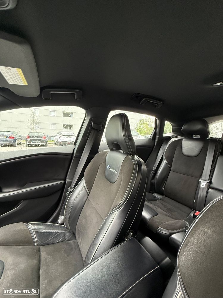 Volvo V40 D2 R Design - 27