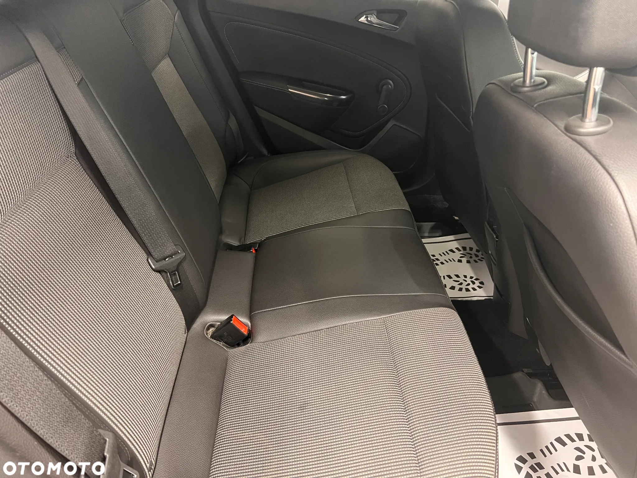 Opel Astra III 1.7 CDTI - 11