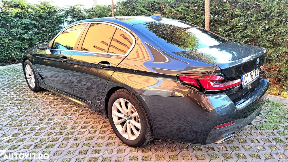 BMW Seria 5 520d AT - 4