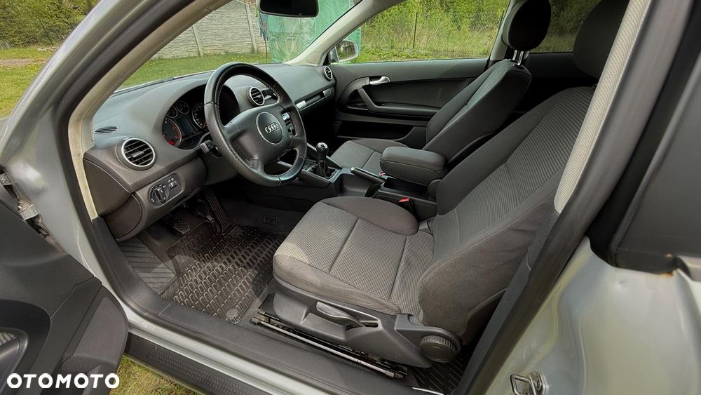 Audi A3 3-drzwiowe 1.9 TDI Ambiente - 10