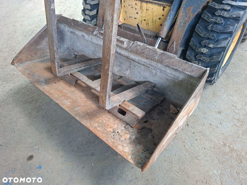 New Holland Ls 180 4X4 - 25