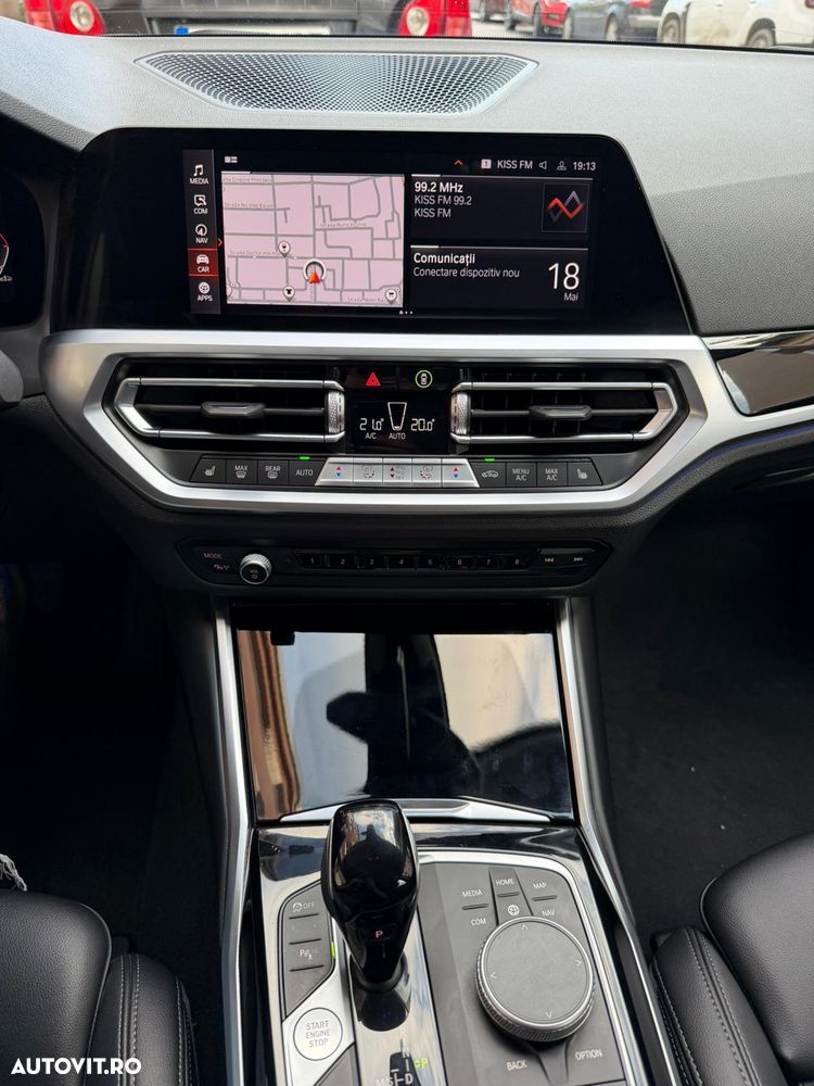 BMW Seria 3 320d Aut. Advantage - 28