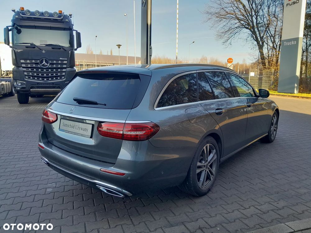 Mercedes-Benz Klasa E 220 d 4-Matic Avantgarde - 6