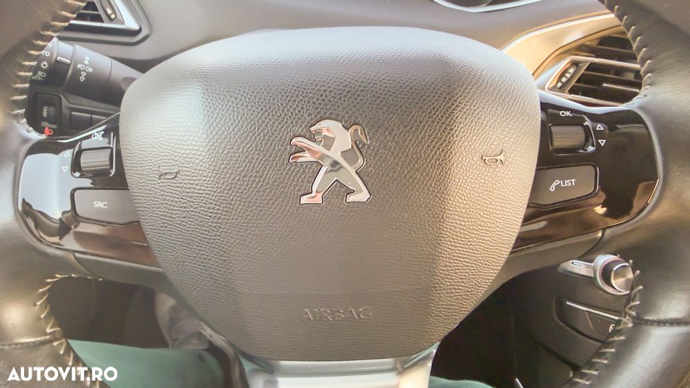Peugeot 308 - 11