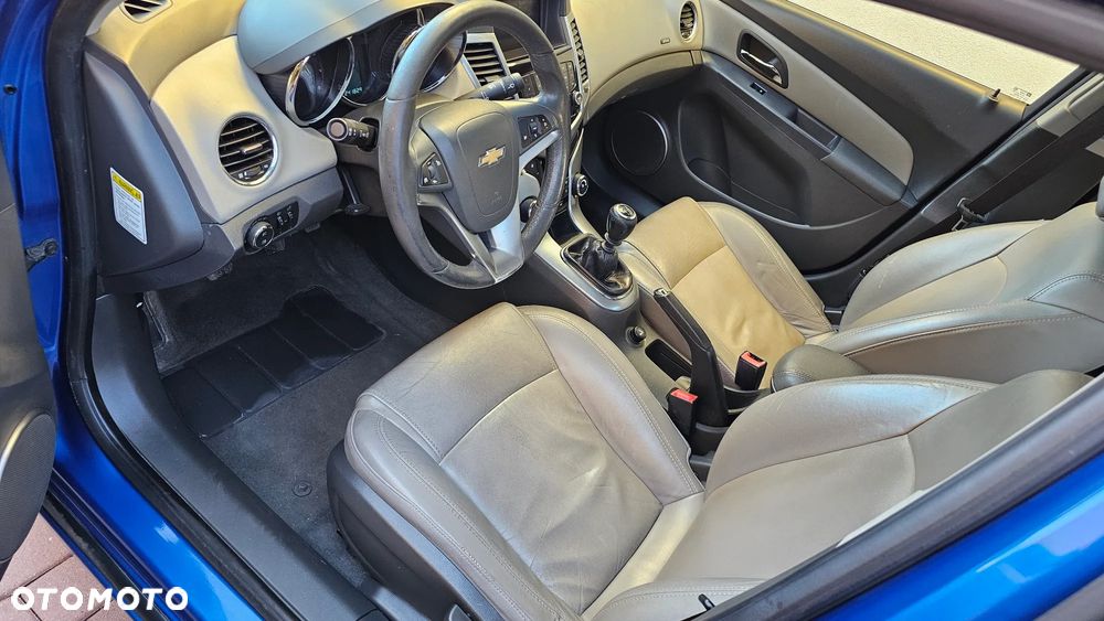 Chevrolet Cruze 1.8 LT+ - 6