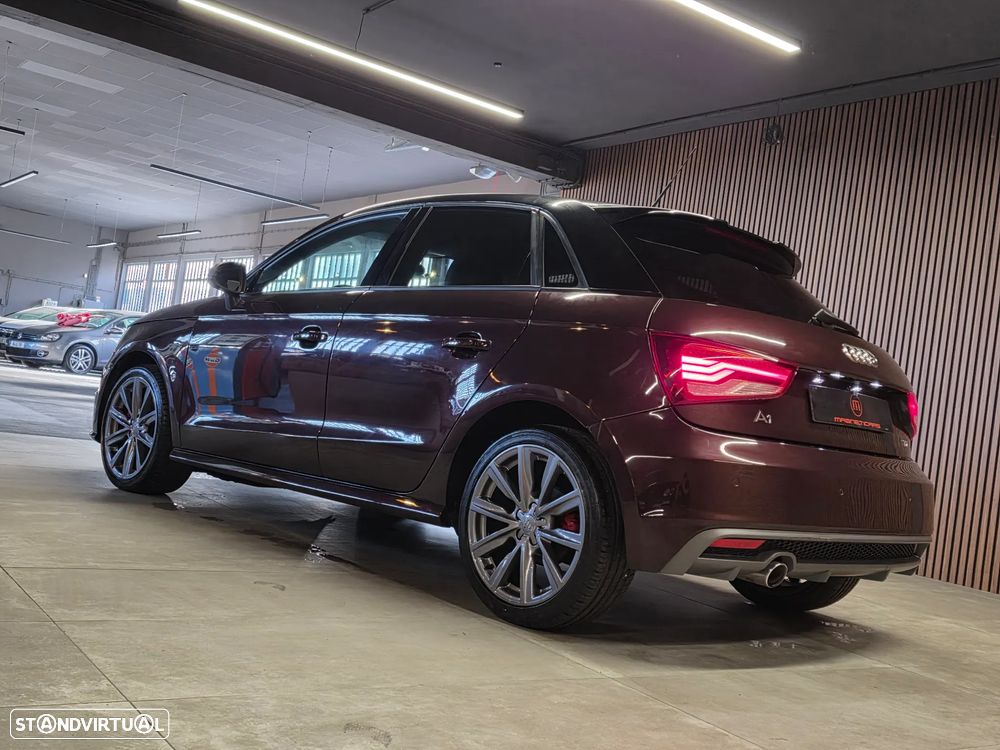 Audi A1 Sportback 1.6 TDI S-line - 2