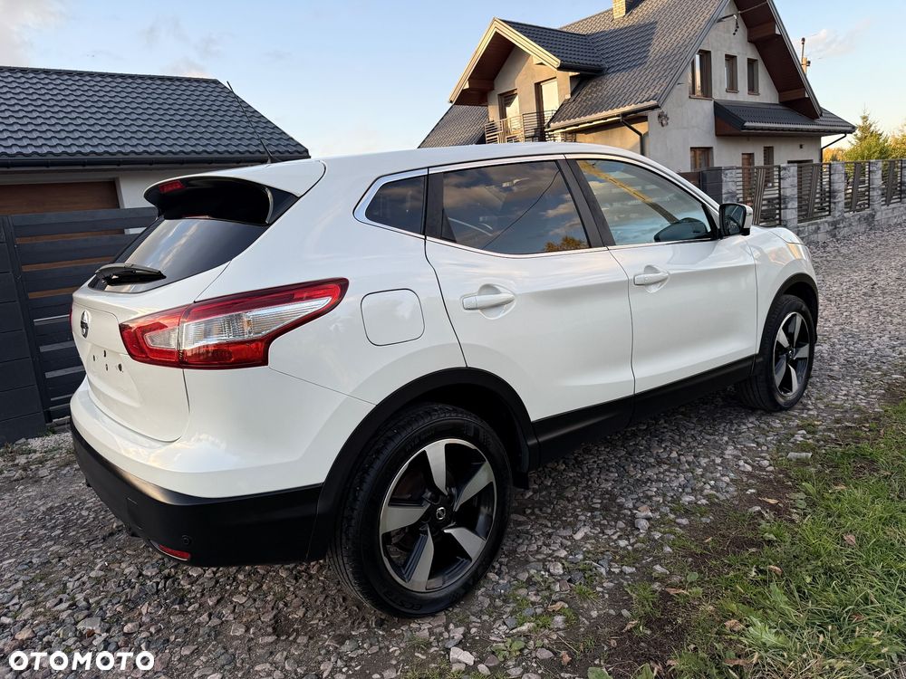 Nissan Qashqai - 14