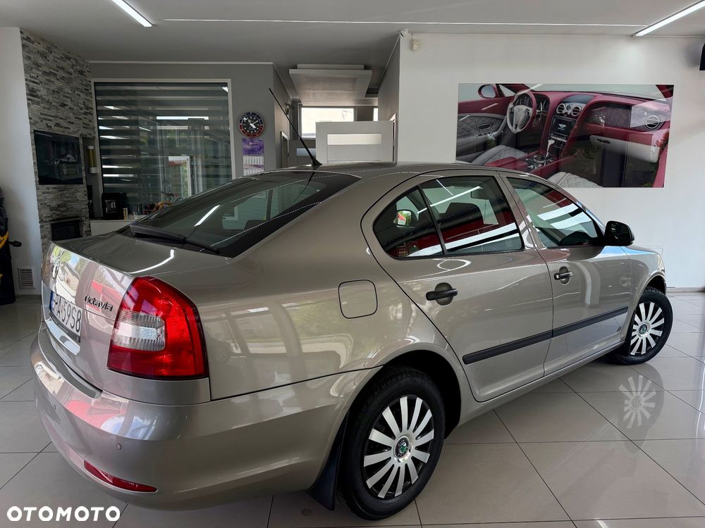 Skoda Octavia 1.4 TSI Family Plus - 40