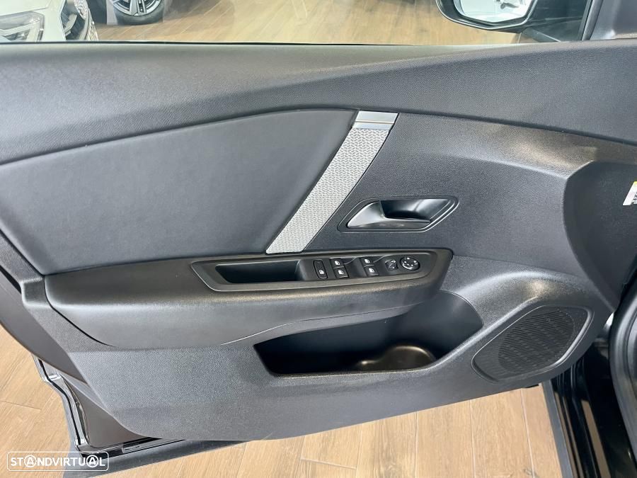 Citroën C4 X 1.2 PureTech Feel Pack EAT8 - 21