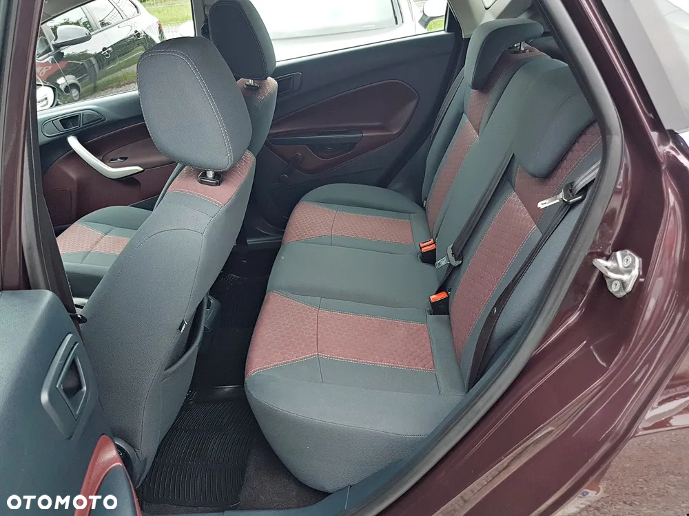 Ford Fiesta 1.25 Ambiente - 23