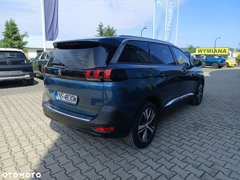 Peugeot 5008 - 5
