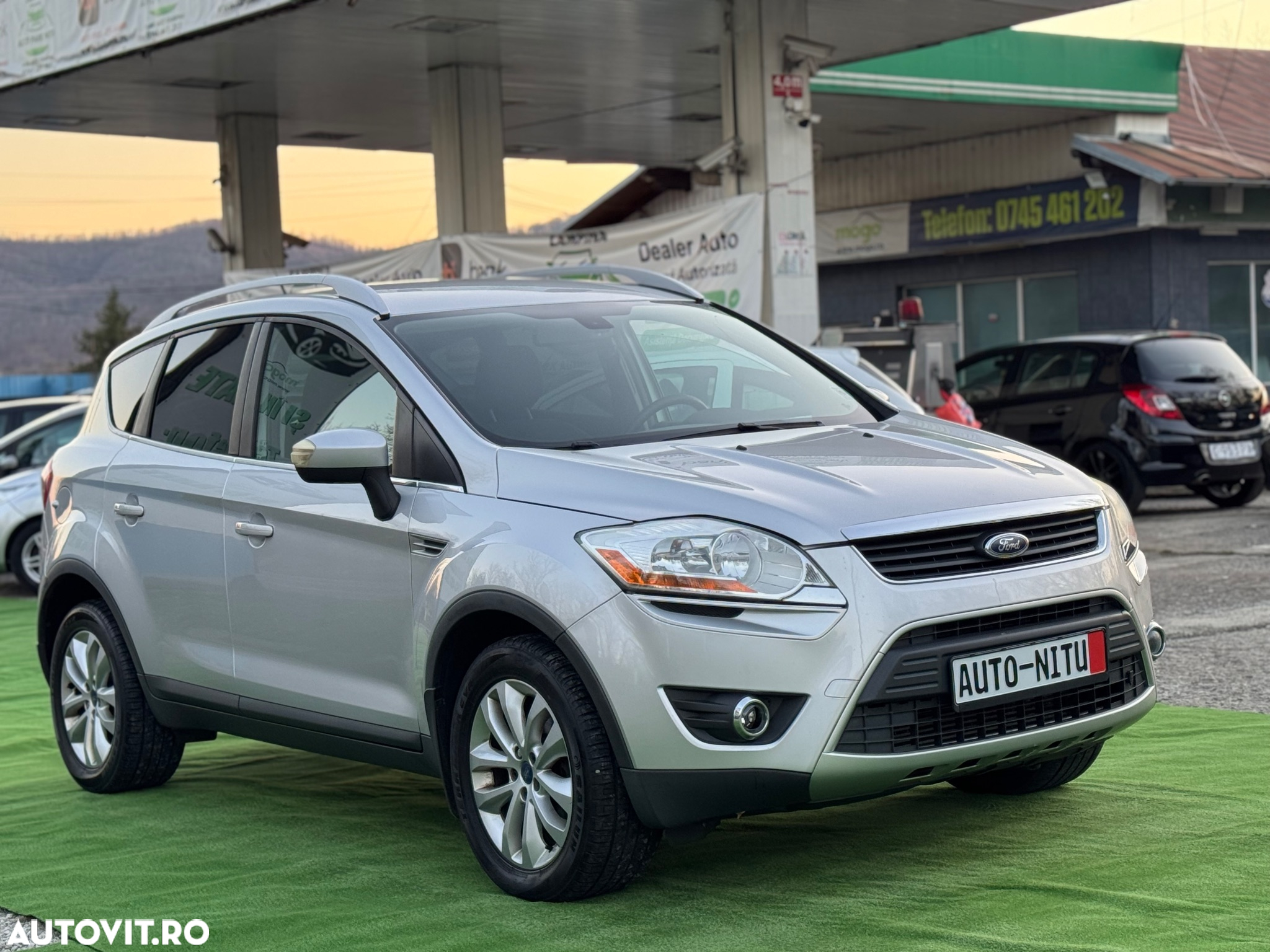 Ford Kuga 2.0 TDCi 4WD Powershift Titanium - 3