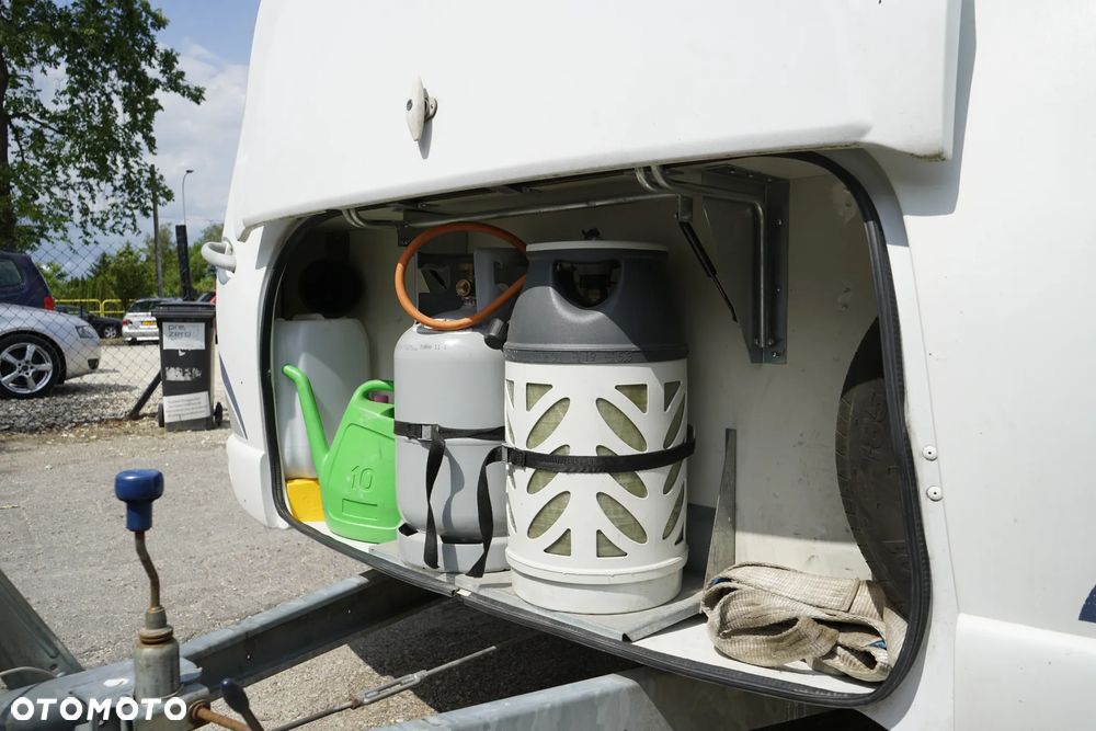 Dethleffs Camper C720 - 8