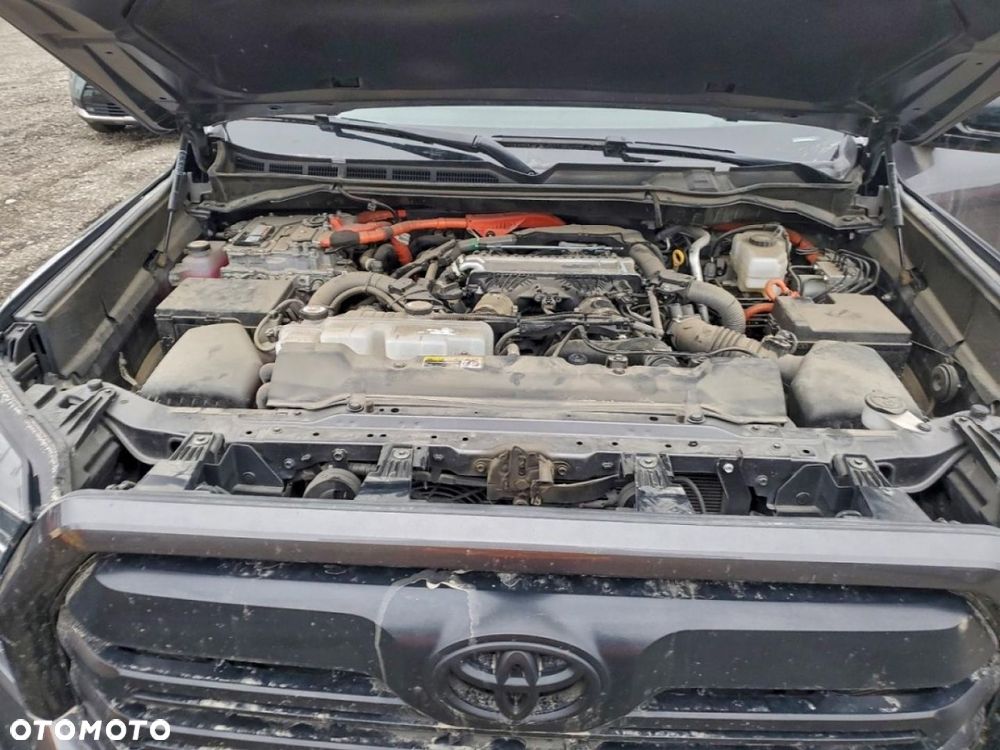 Toyota Tundra - 11