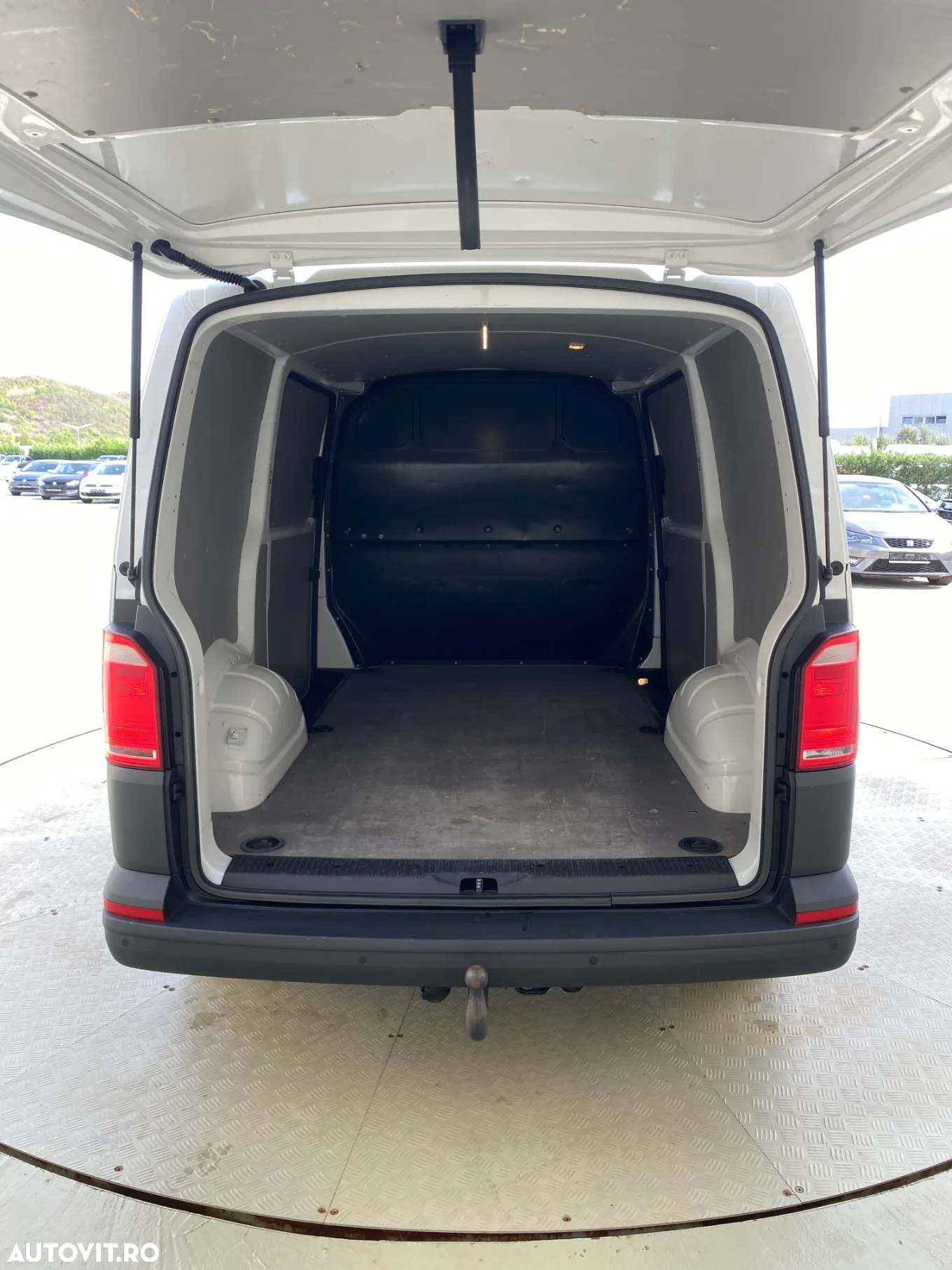 Volkswagen Transporter 2.0TDI 2CULISANTE - 23