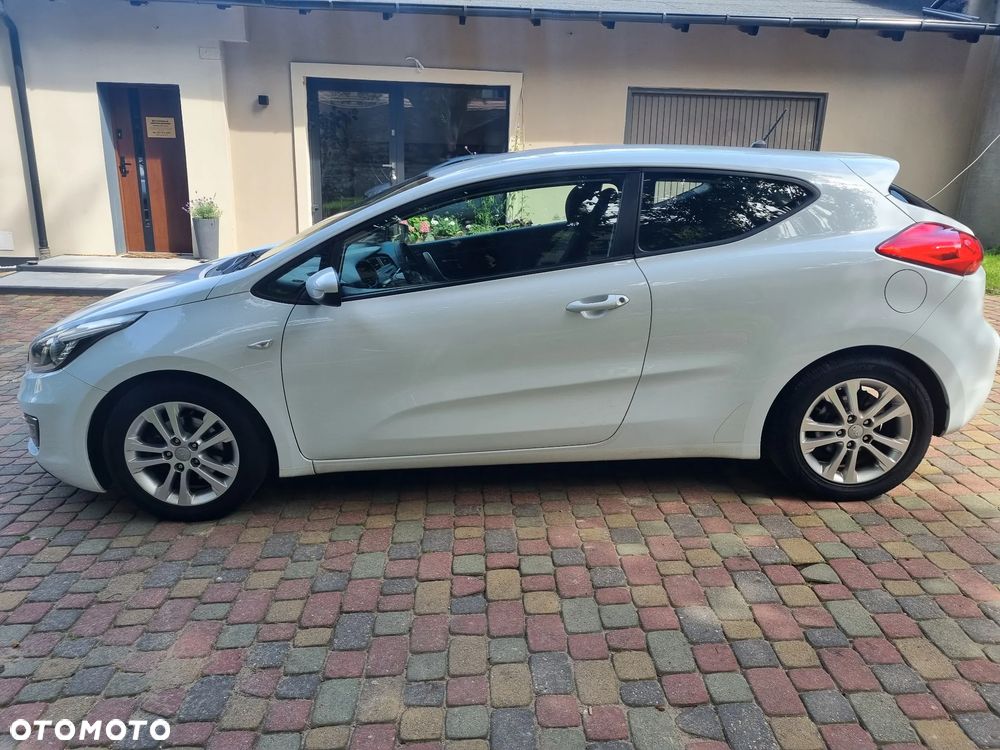 Kia Ceed 1.6 GDI Business Line - 11