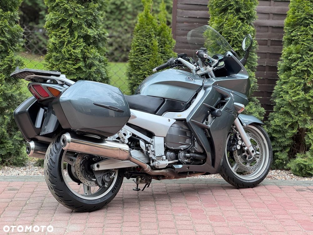 Yamaha FJR - 4