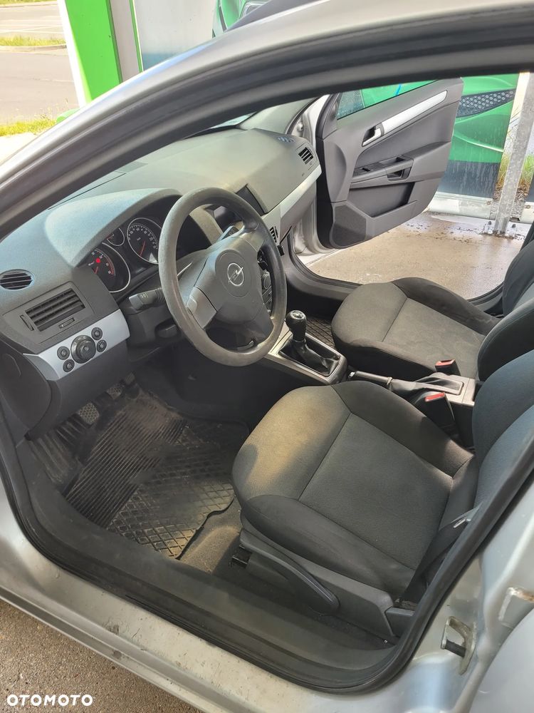 Opel Astra 1.8 Enjoy - 13