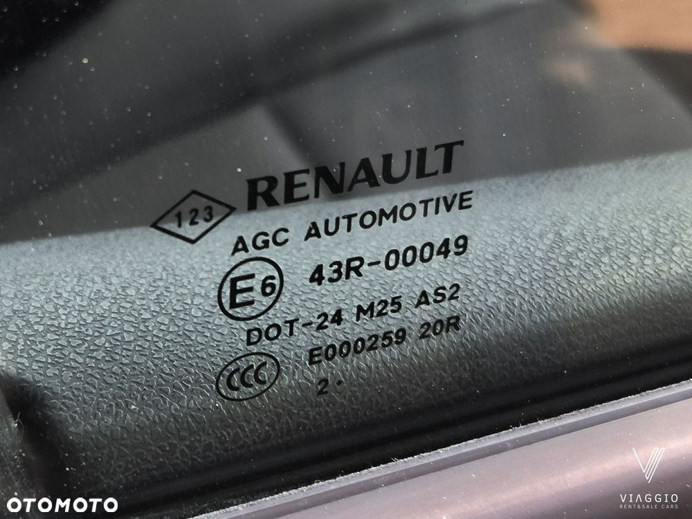 Renault Grand Scenic - 34