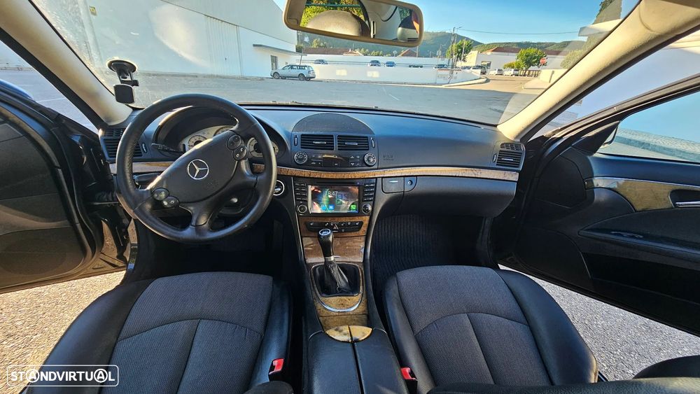 Mercedes-Benz E 220 CDI Avantgarde - 13