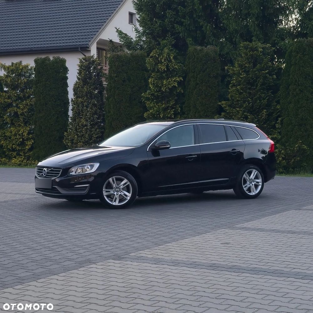 Volvo V60 D4 Momentum - 4