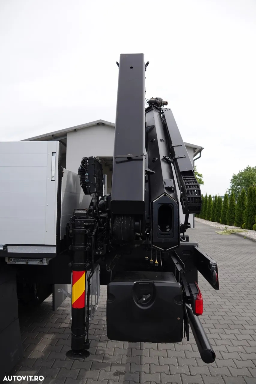 MAN TGS 26.320 / 6X4 / CAROSERIE 6.5 M + HDS HIAB 188 BS-3 / CAPACITATE MAXIMĂ DE RIDICARE: 4 900 KG / RADIOCOMANDĂ / ROTATOARE / EURO 6 - 19