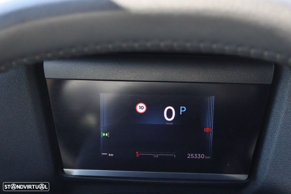 Citroën C4 1.2 PureTech Plus EAT8 - 8