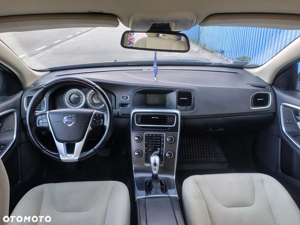 Volvo V60 - 5