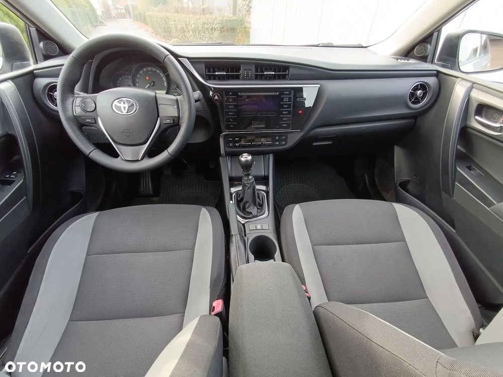 Toyota Auris 1.6 Active - 15