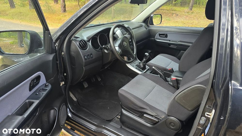 Suzuki Grand Vitara 1.6 - 15