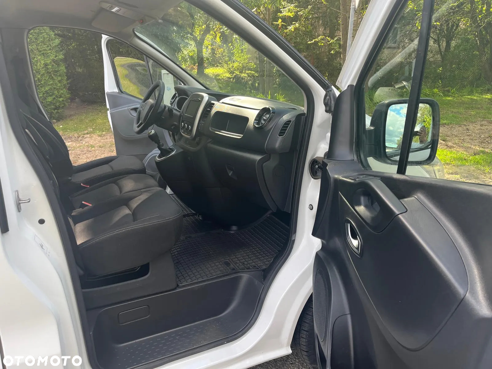 Renault Trafic - 14