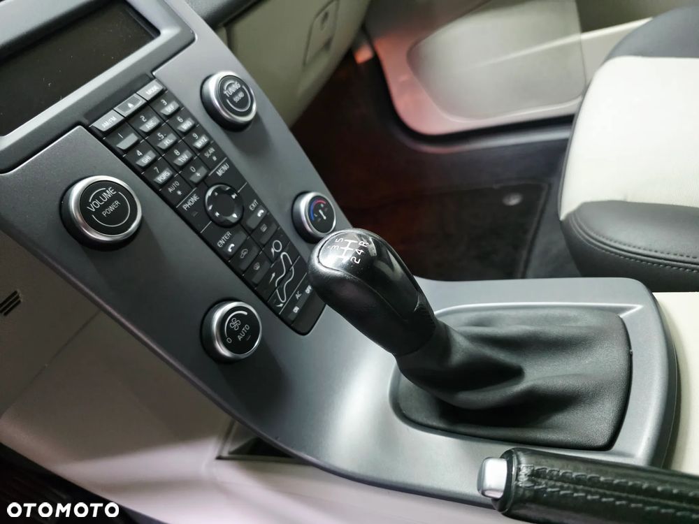 Volvo C30 1.6D DRIVe R-Design Start-Stop - 21