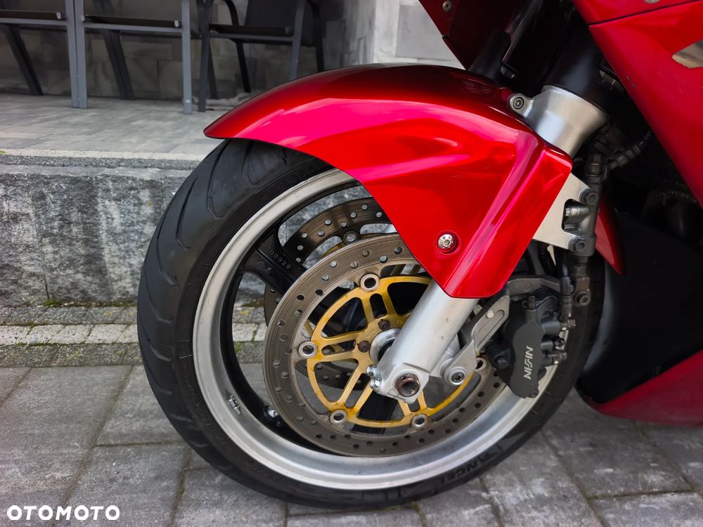Honda CBR - 10