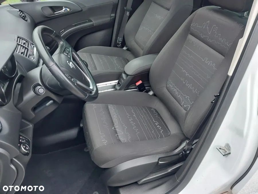 Opel Meriva 1.4 T Cosmo S&S - 14