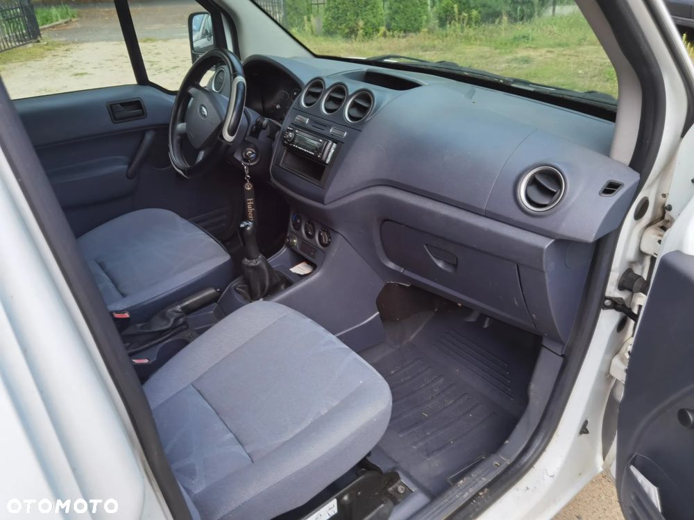 Ford Transit Conect - 7