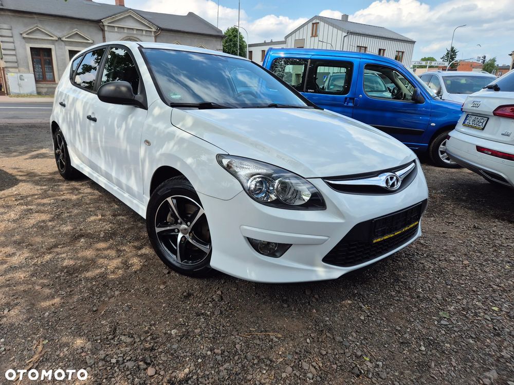 Hyundai i30 1.4 FIFA WM Edition - 3
